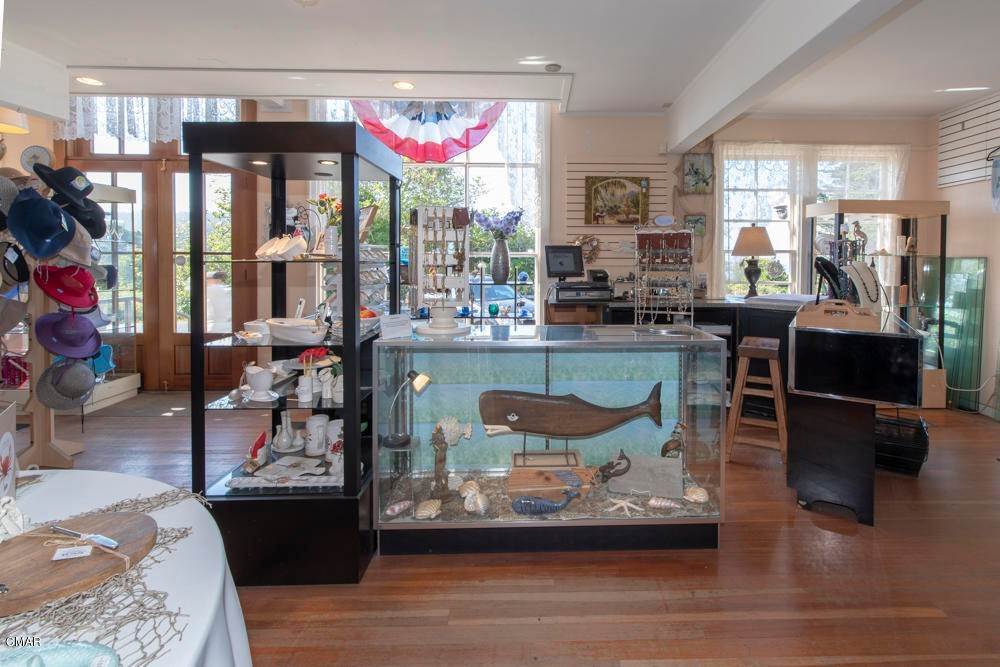 5. Business for Sale at 45000 Main Street Mendocino, California 95460 United States