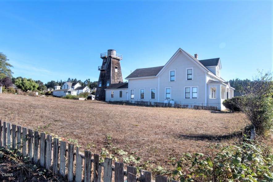 8. Single Family Homes for Sale at 44900 Main Street Mendocino, California 95460 United States