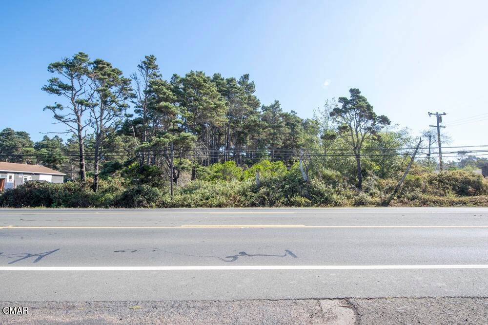 8. Acreage for Sale at 17825 N Hwy 1 Fort Bragg, California 95437 United States