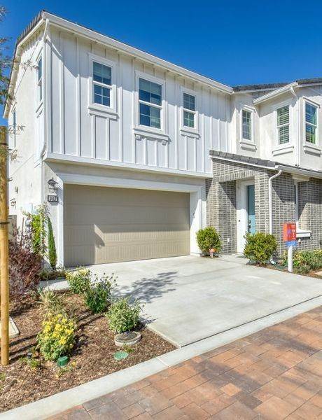 9. Single Family for Sale at 3911 S. Oasis Paseo ONTARIO, CALIFORNIA 91761 UNITED STATES