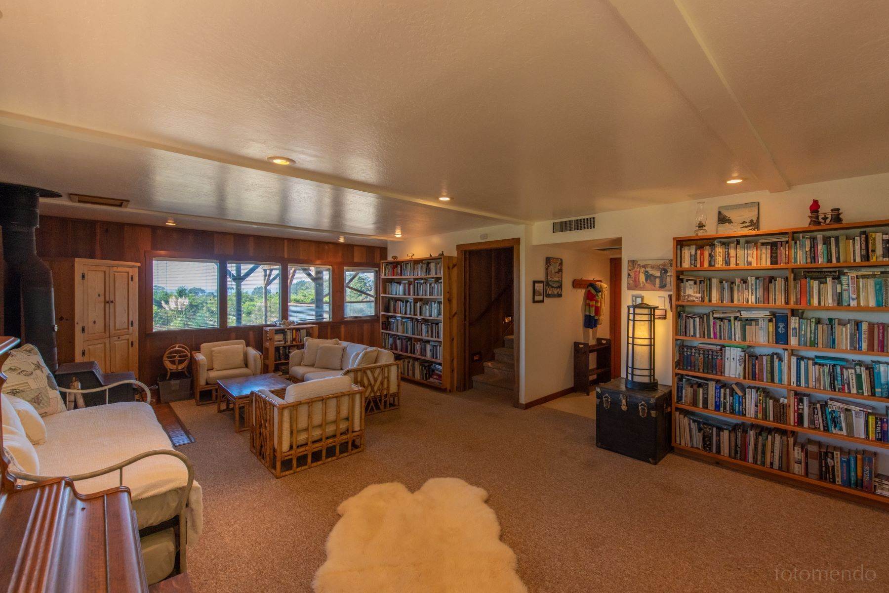21. Single Family Homes for Sale at Vaulted Vistas 44755 Crestwood Drive Mendocino, California 95460 United States