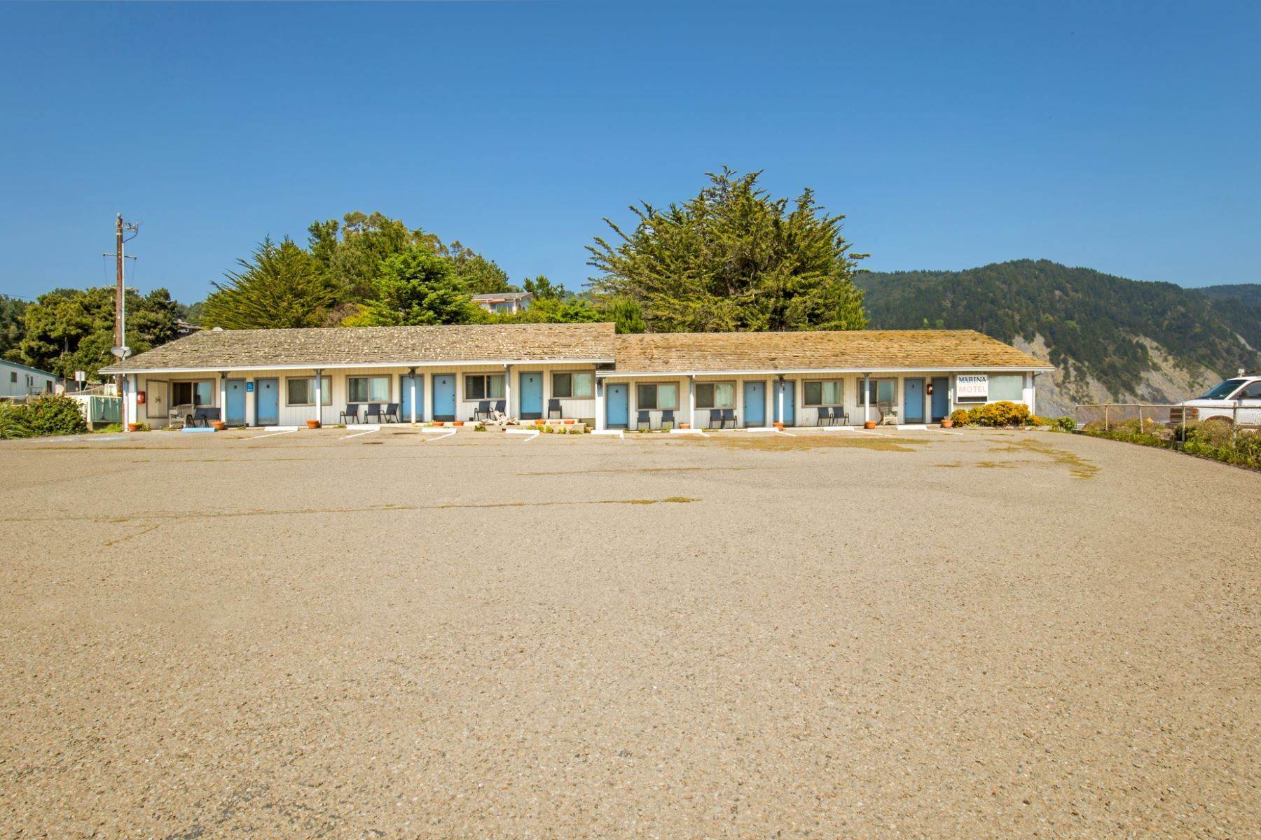 31. Other Residential Homes por un Venta en 14 Acres Overlooking Rugged Pacific “Lost Coast” 533 Machi Road Whitethorn, California 95589 Estados Unidos