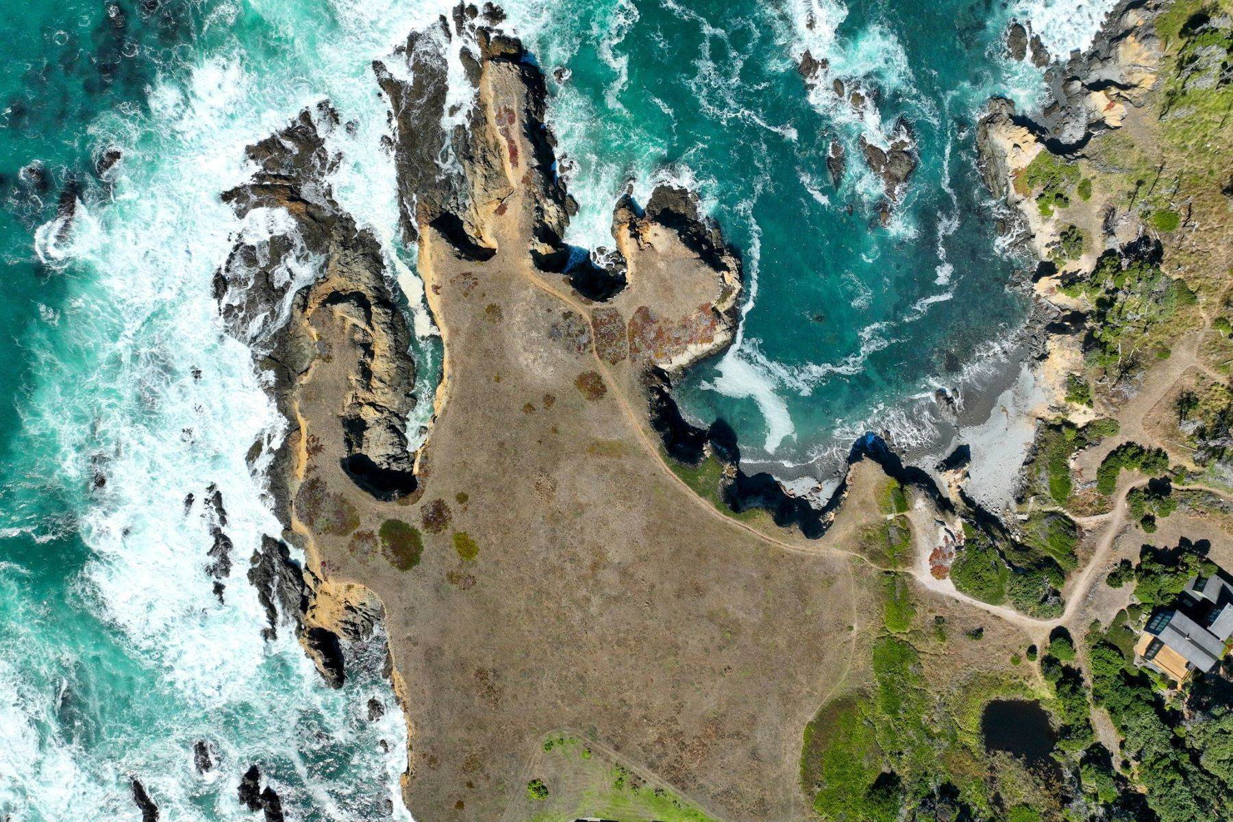 8. Land for Sale at Build Your Coastal Dream! 17290 Ocean Drive Fort Bragg, California 95437 United States